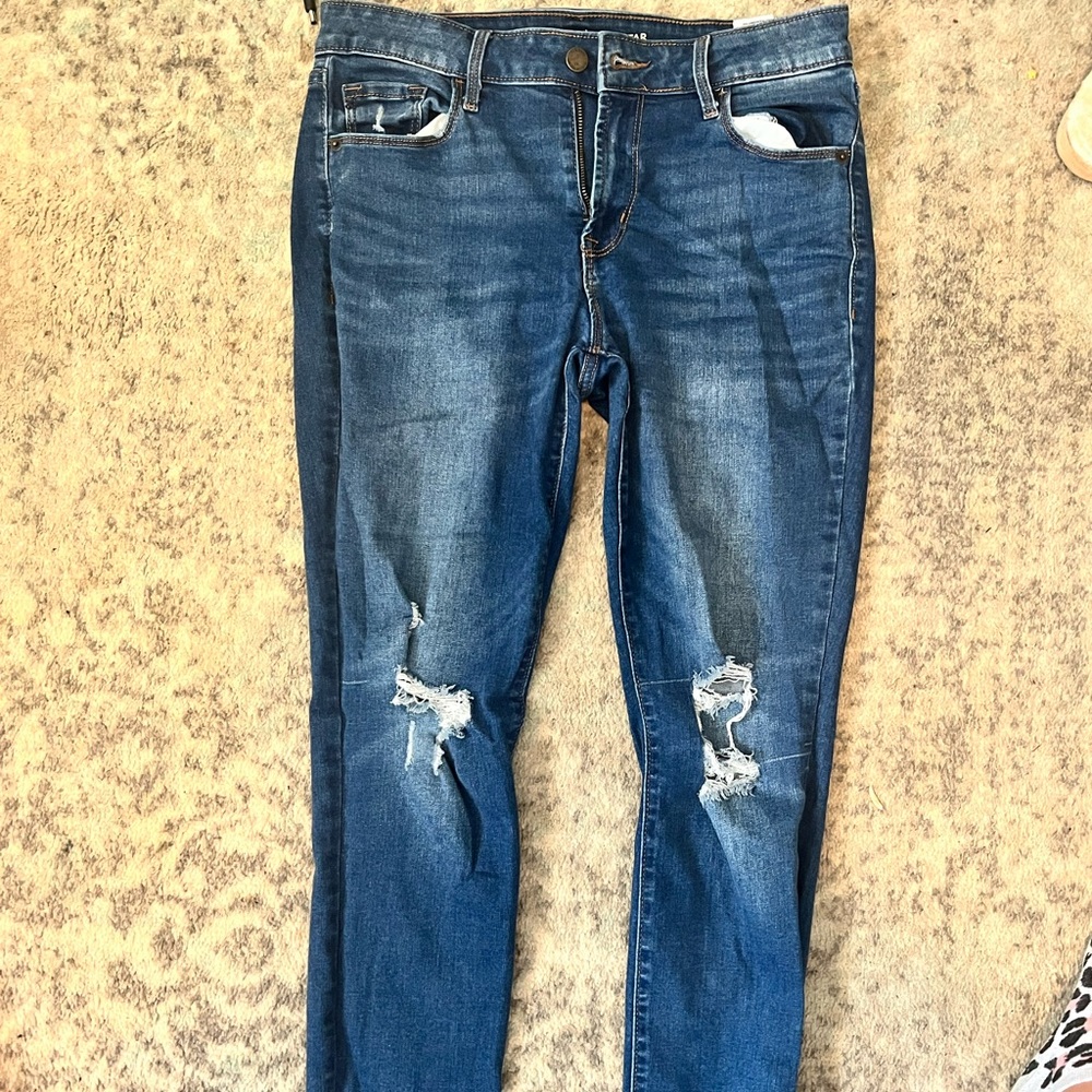 OLD NAVY MID ROCKSTAR JEANS